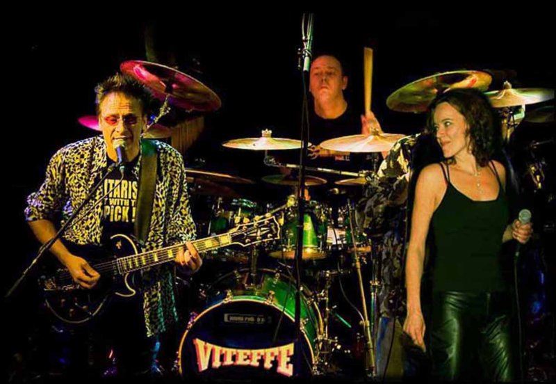 peterjenniferterellvitessetribute2007.jpg